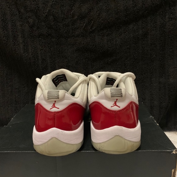 Cherry 11 lows size 9.5 og box - Picture 4 of 5